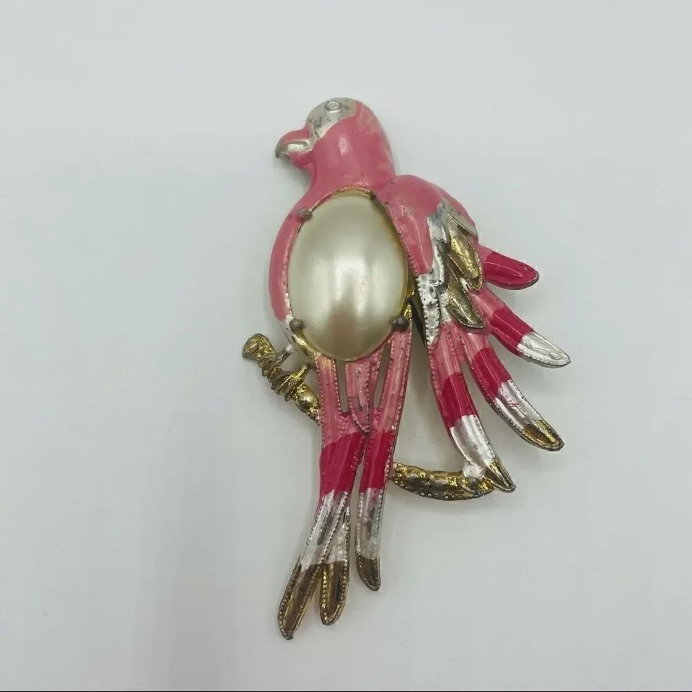 Antique 1930’s/1940’s Jelly Belly Bird Pin Brooch